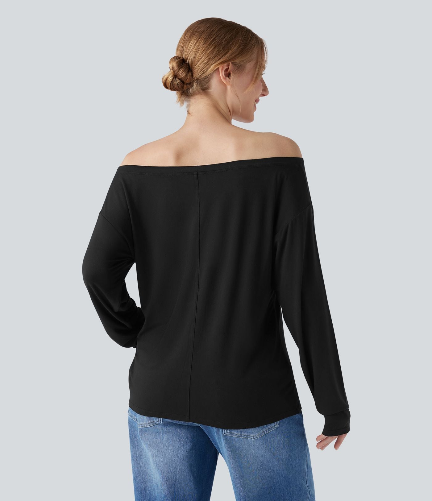 T-shirt épaules dénudées à manches longues