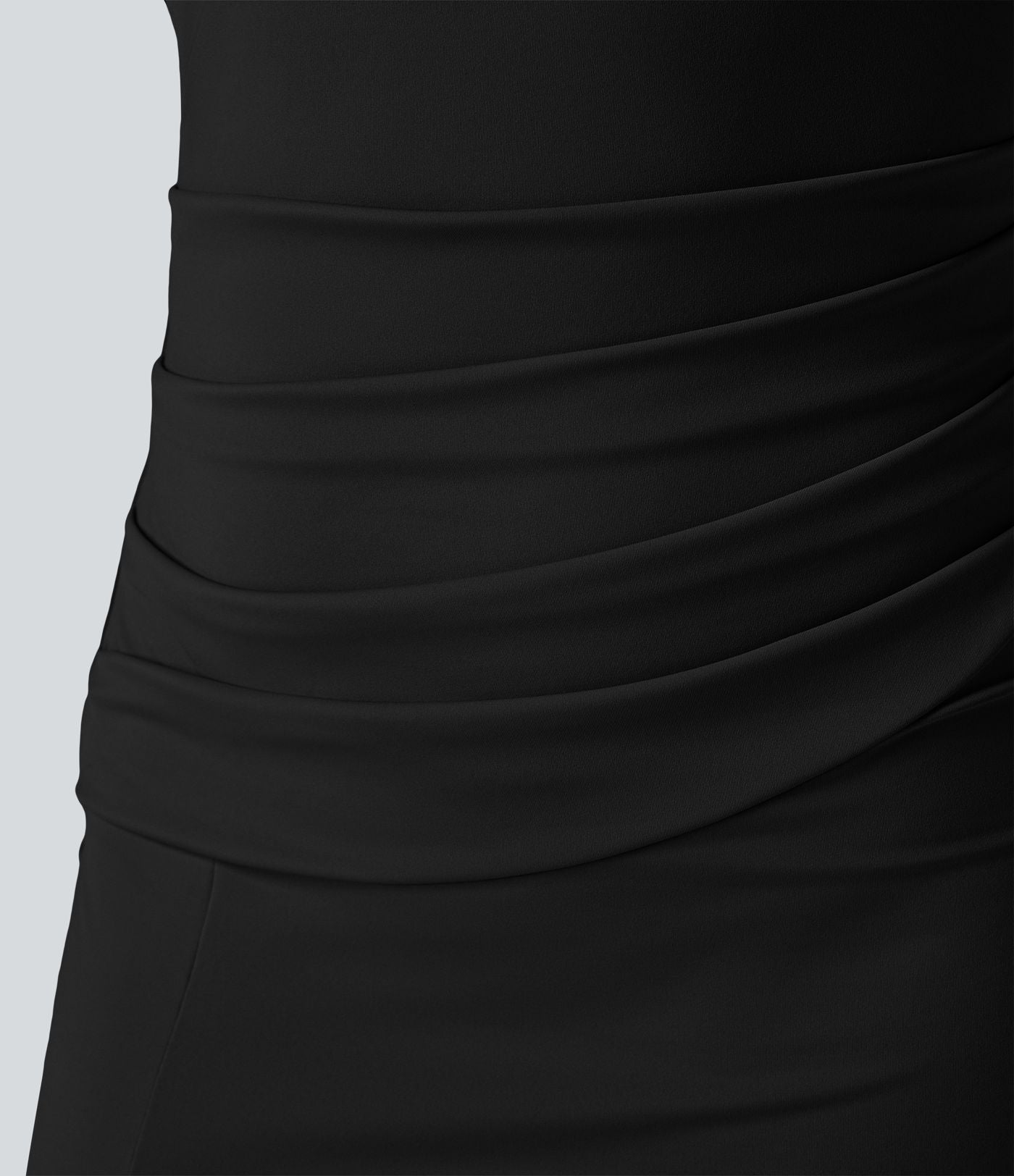 Robe corset midi moulante ruchée à encolure carrée, dos nu, brassière intégrée