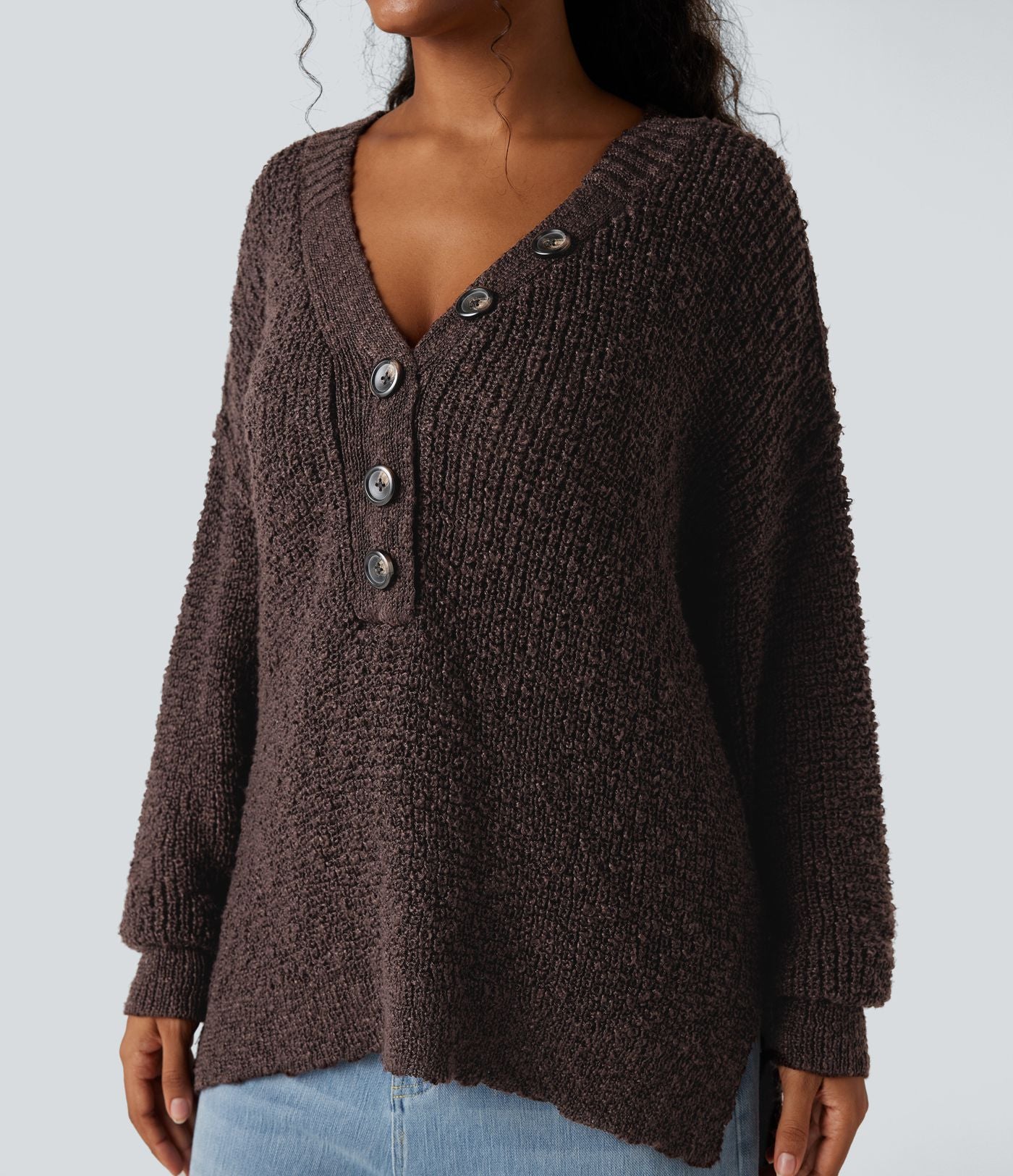 Pull décontracté à décolleté en V, manches longues et ourlet asymétrique