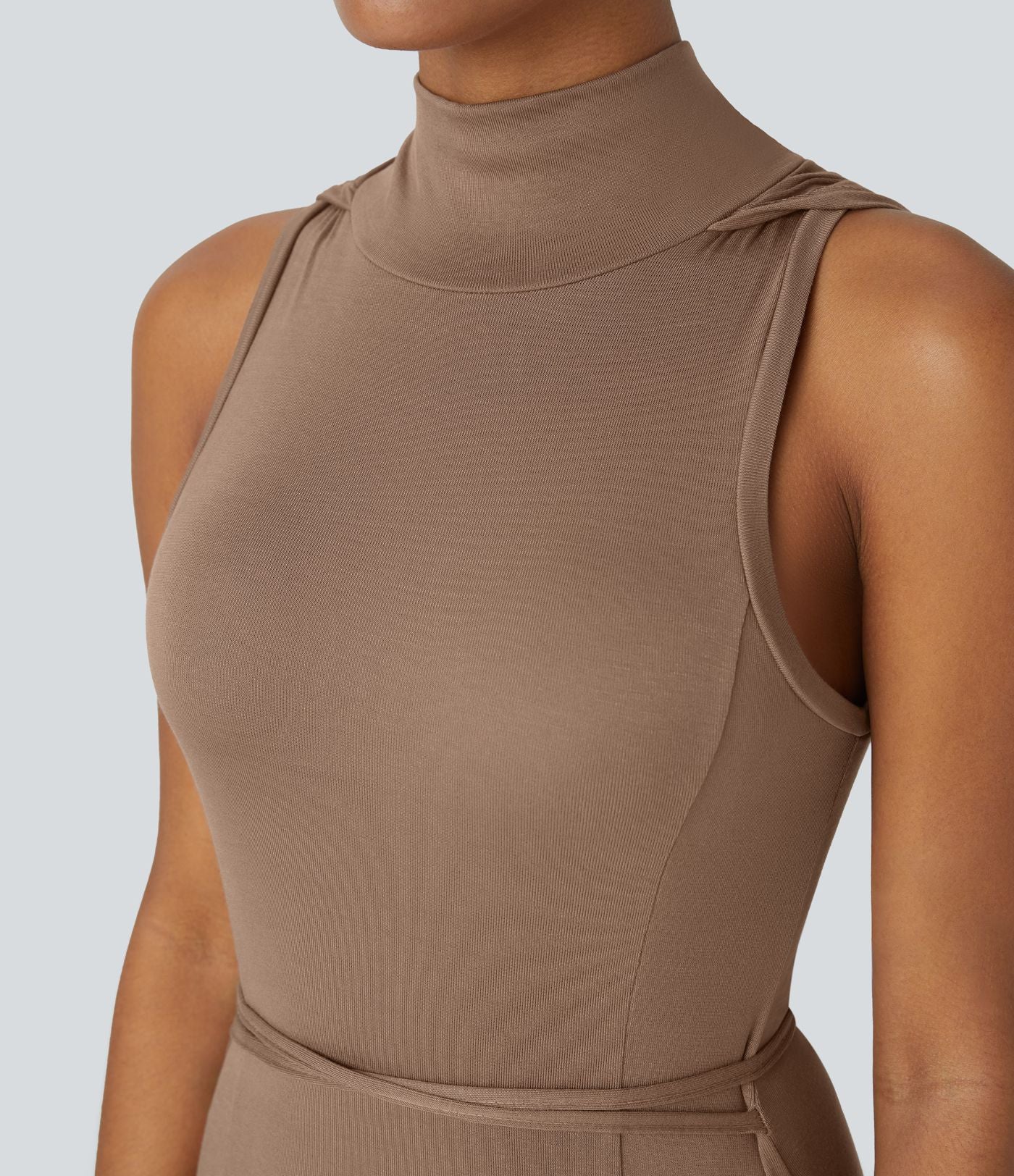 Robe Casual Midi 2 Pièces Capuche Col Montant Sans Manches Fendue avec Découpe Dos Nœud Côtelée