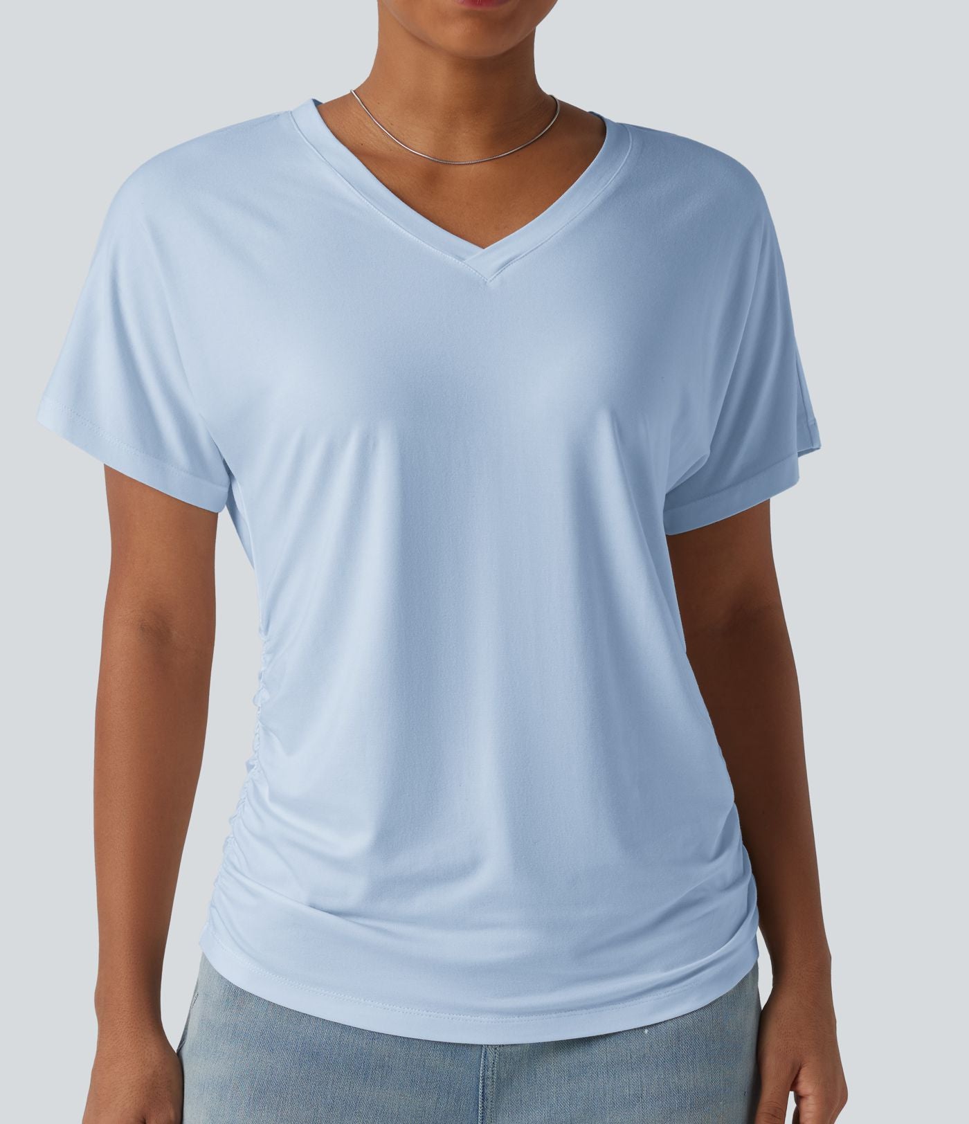 T-shirt décontracté uni à manches courtes, col V et fronces