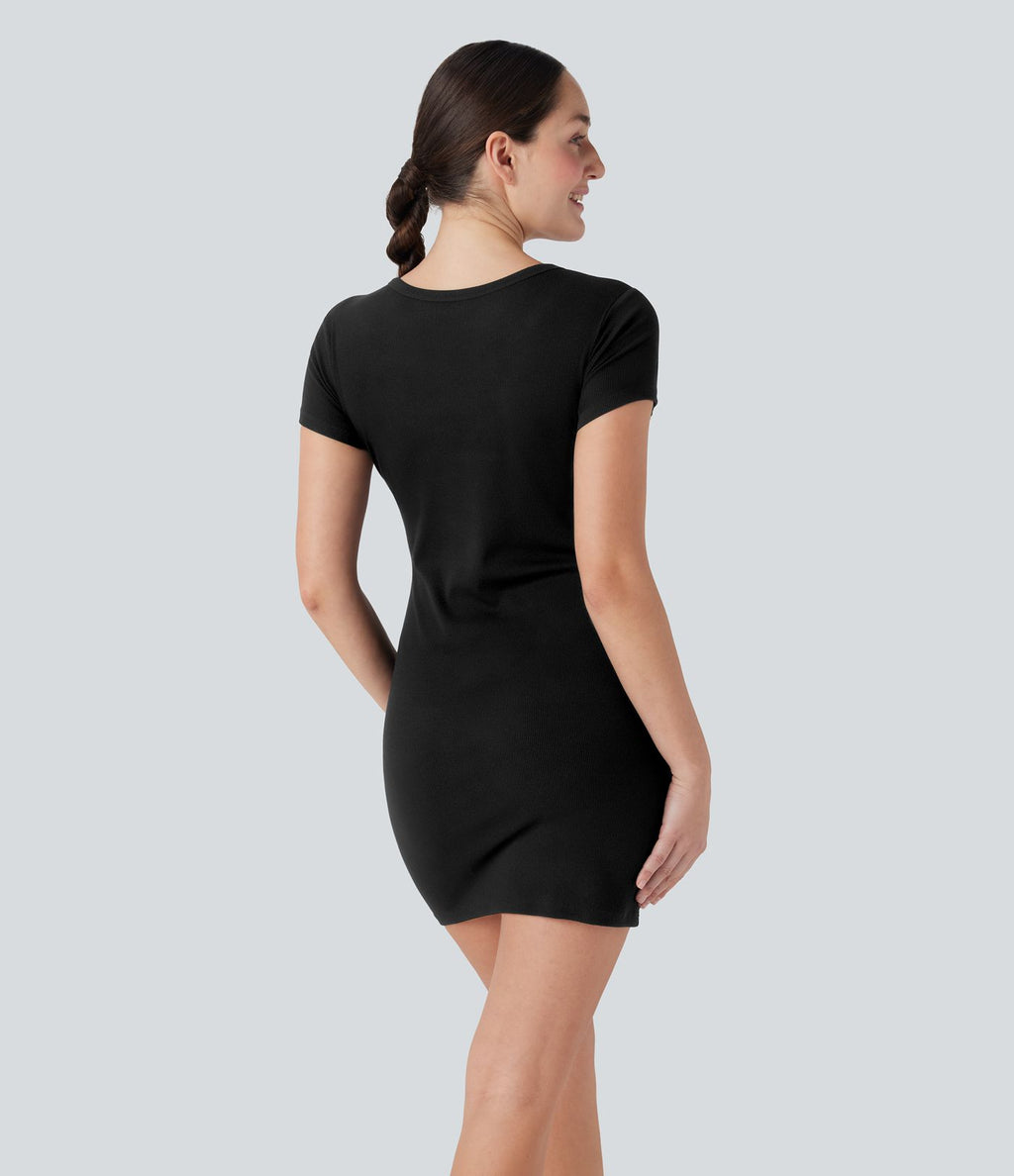 Robe active de yoga mini moulante côtelée avec soutien-gorge intégré