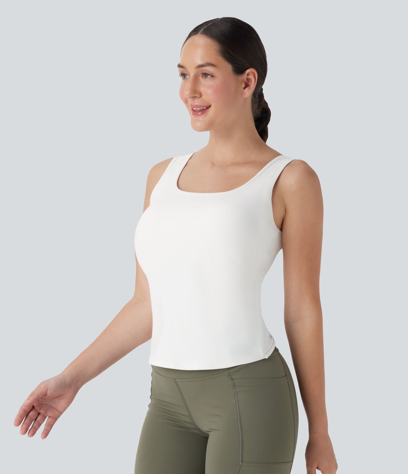 Débardeur yoga col U croisé longueur étendue E-G