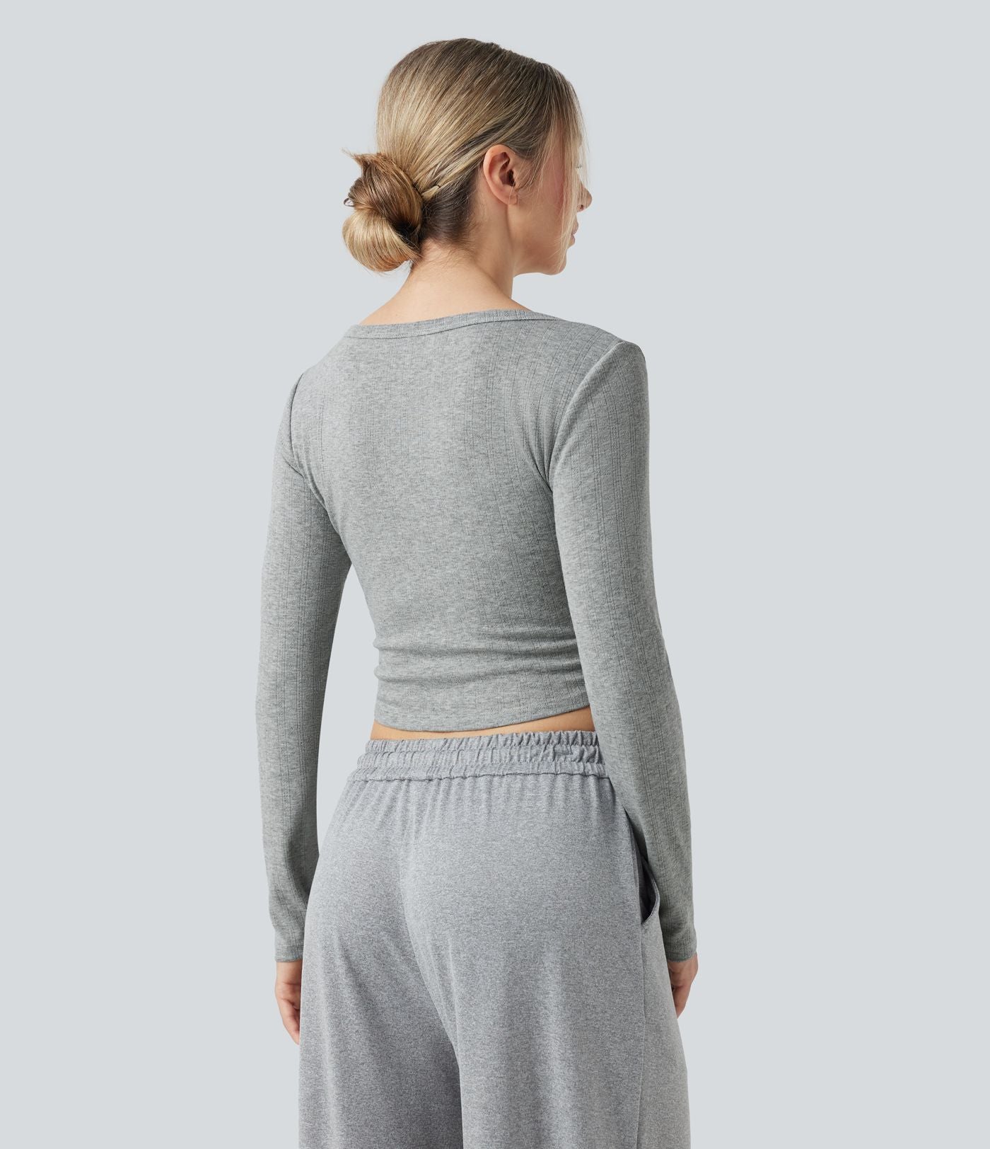 Haut détente cropped maille côtelée col henley manches longues