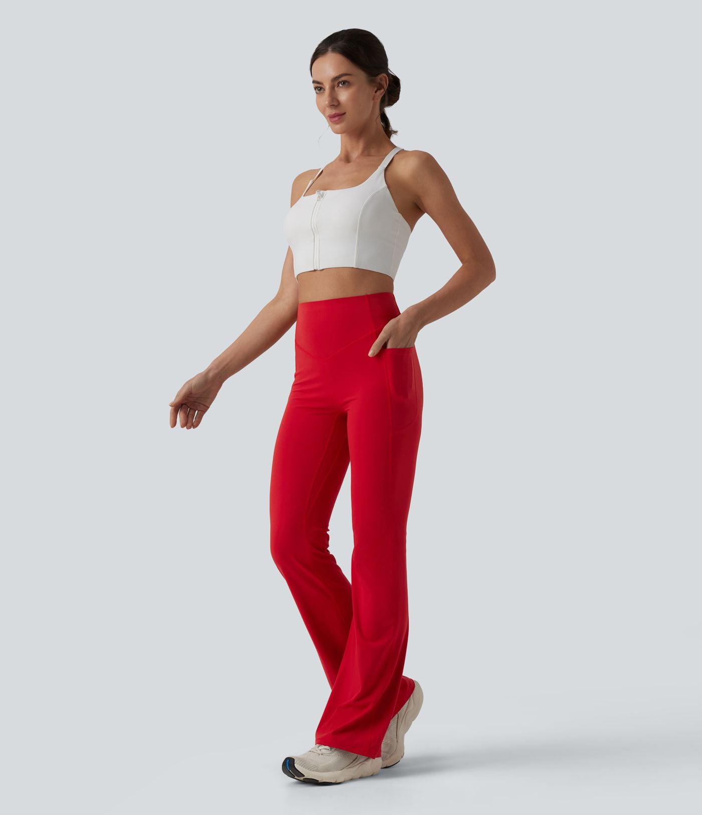 Pantalon de yoga à coupe bootcut gainant galbant taille haute avec effet scrunch et poches Halara UltraSculpt™