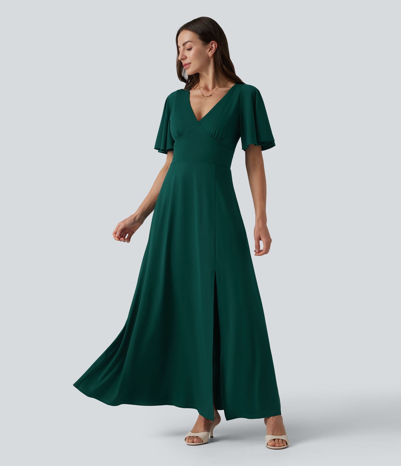 Robe longue fluide de demoiselle d'honneur et d'invitée de mariage, fendue, à manches à volants et col V profond, avec soutien-gorge intégré et poches
