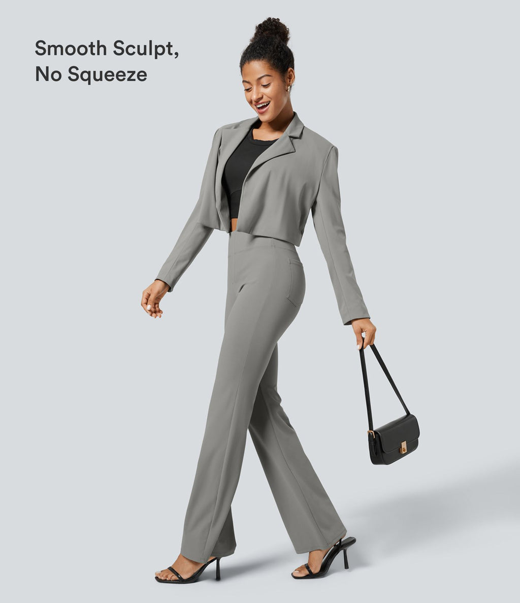 Pantalon tailleur légèrement évasé taille haute avec poches arrière Halara Flex™