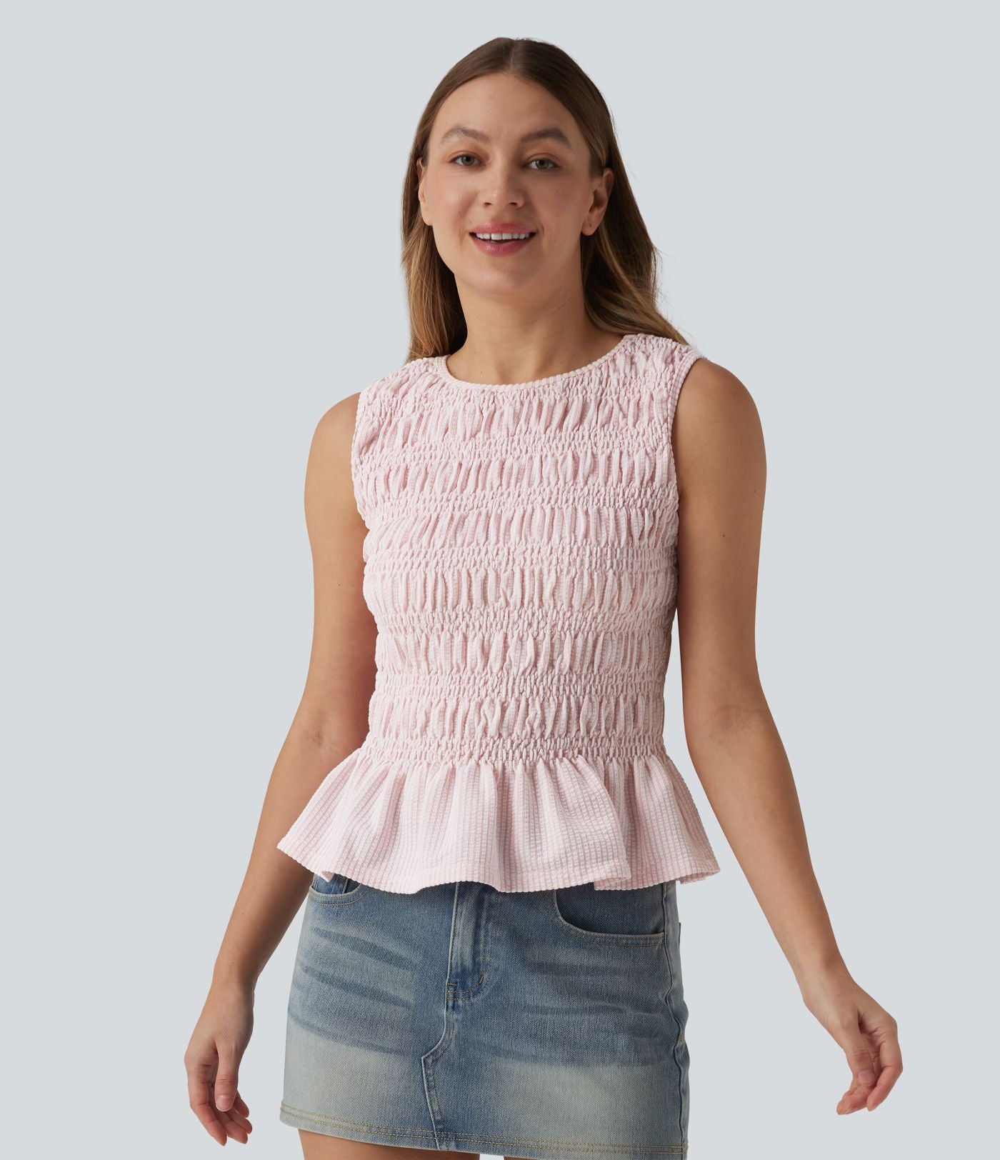 Top casual à rayures col bateau sans manches avec smocks et ourlet à volants