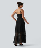 Robe longue fluide mesh contrastant avec volants à l'ourlet et coussinets fixes