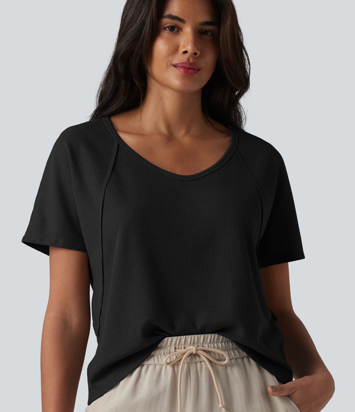 T-shirt casual en tissu gaufré à encolure cœur et manches courtes