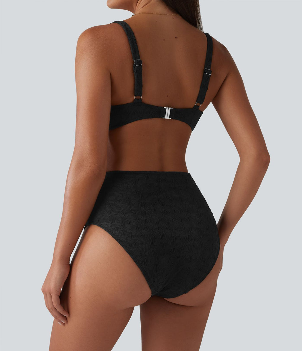 Ensemble bikini jacquard ventre plat bretelles réglables détail torsadé et froncé
