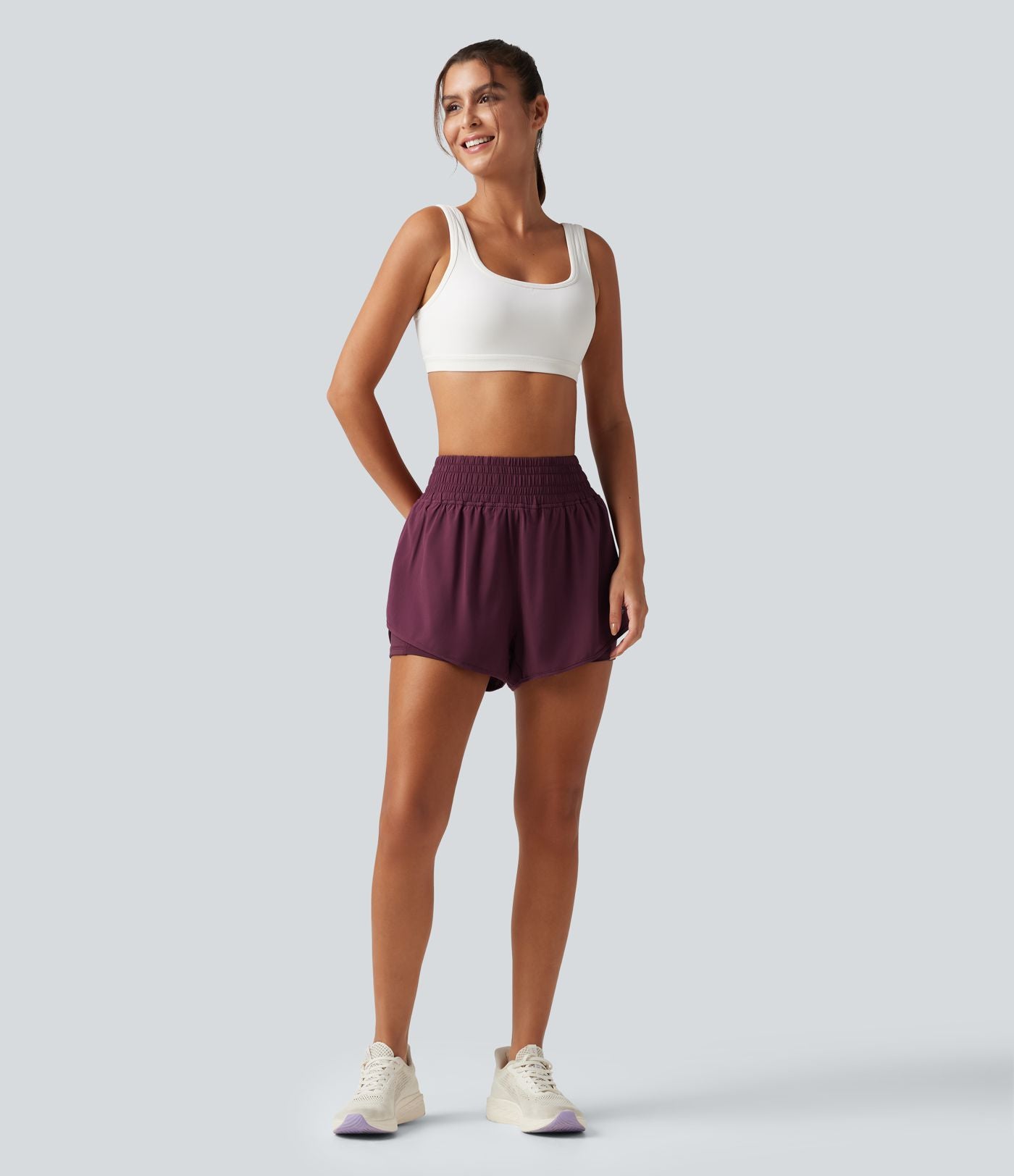 Short de running 2-en-1 Breezeful™ taille haute à ourlet croisé arrondi, séchage rapide, poches, 7,5 cm