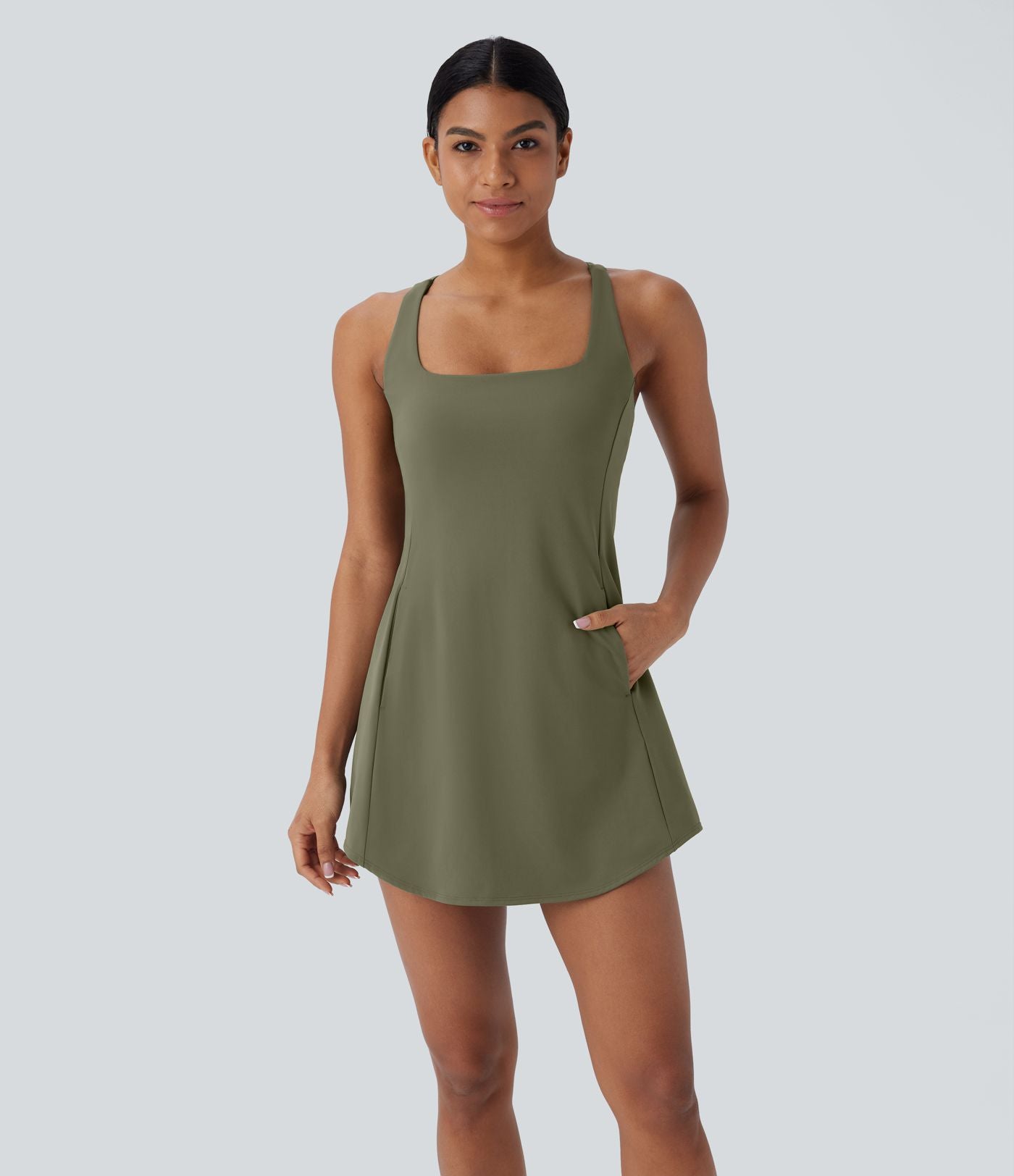 Robe de sport yoga mini 2-pièces SoftlyZero™ Plush à découpes avec poche A-C
