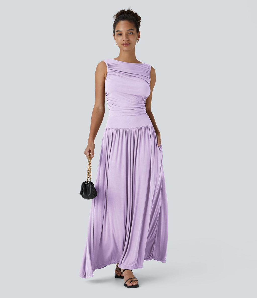 Robe longue à encolure bateau, bretelles asymétriques, côtés froncés et poches