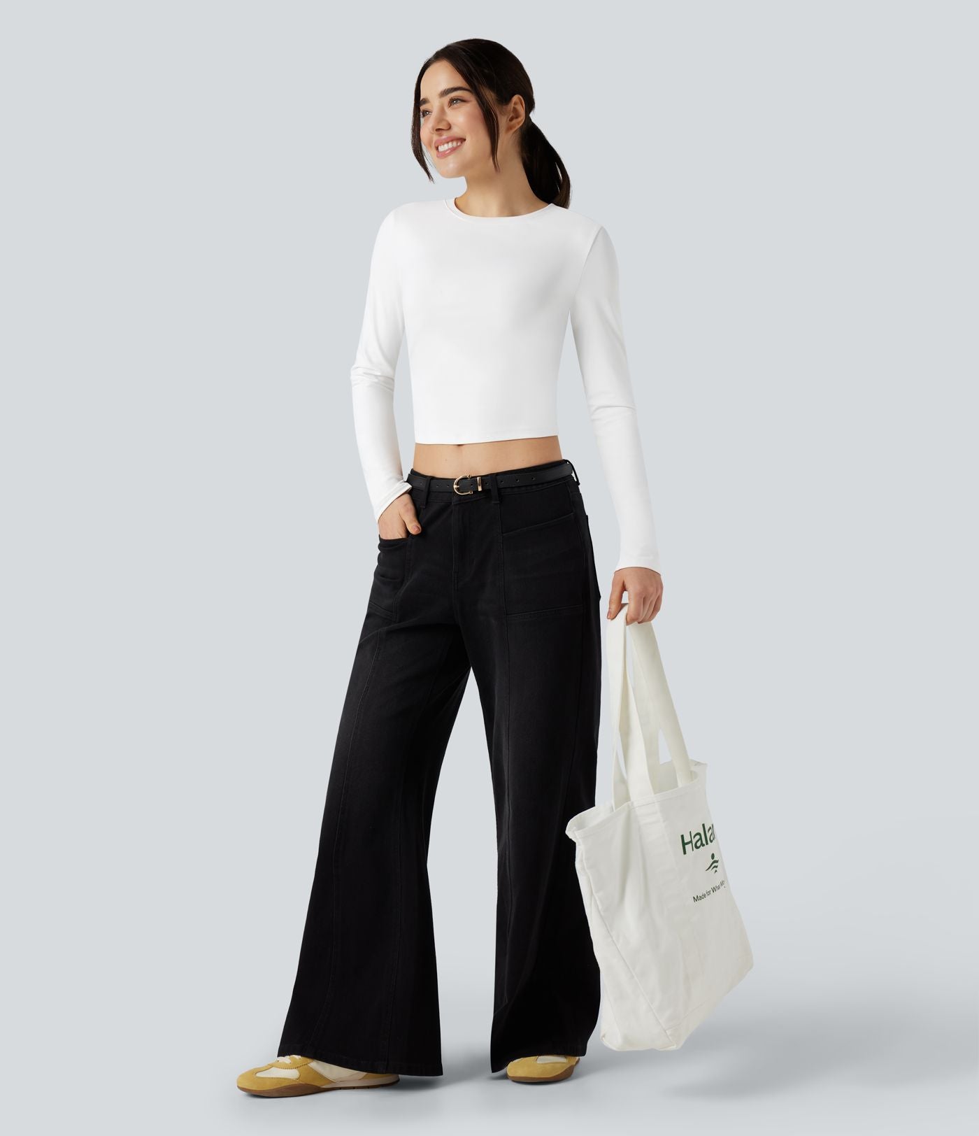 T-shirt court slim col rond manches longues