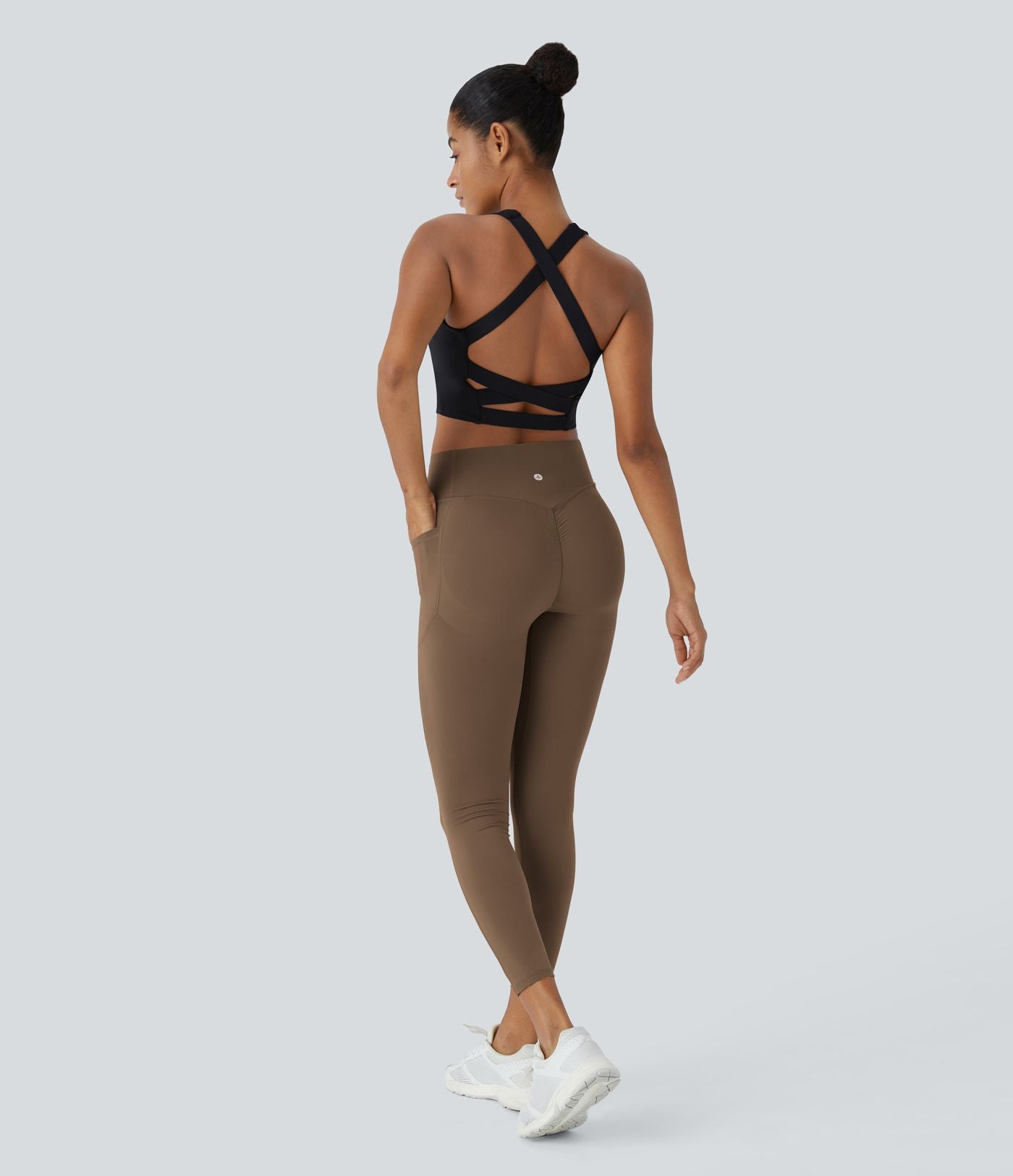 Legging d'entraînement gainant galbant taille haute avec effet scrunch et poches Halara UltraSculpt™