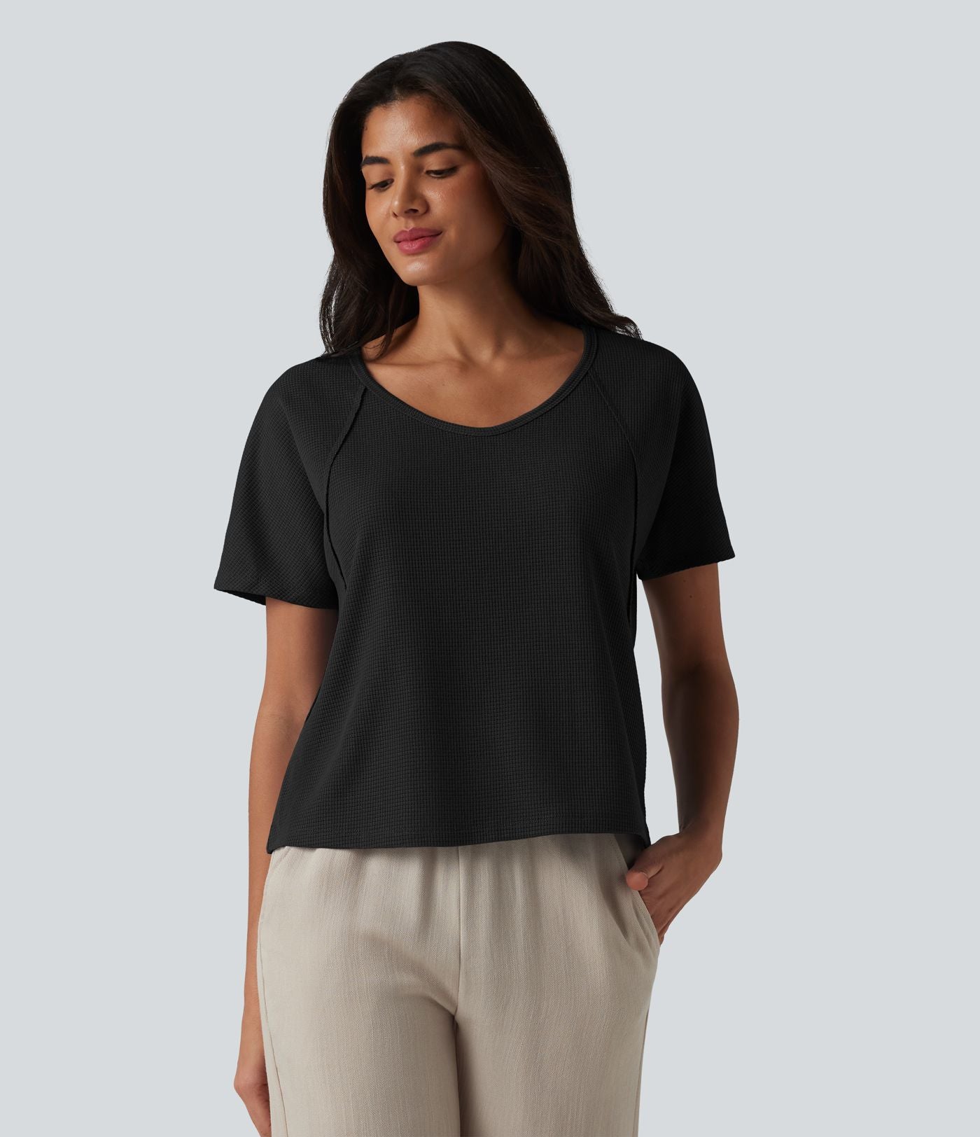 T-shirt casual en tissu gaufré à encolure cœur et manches courtes