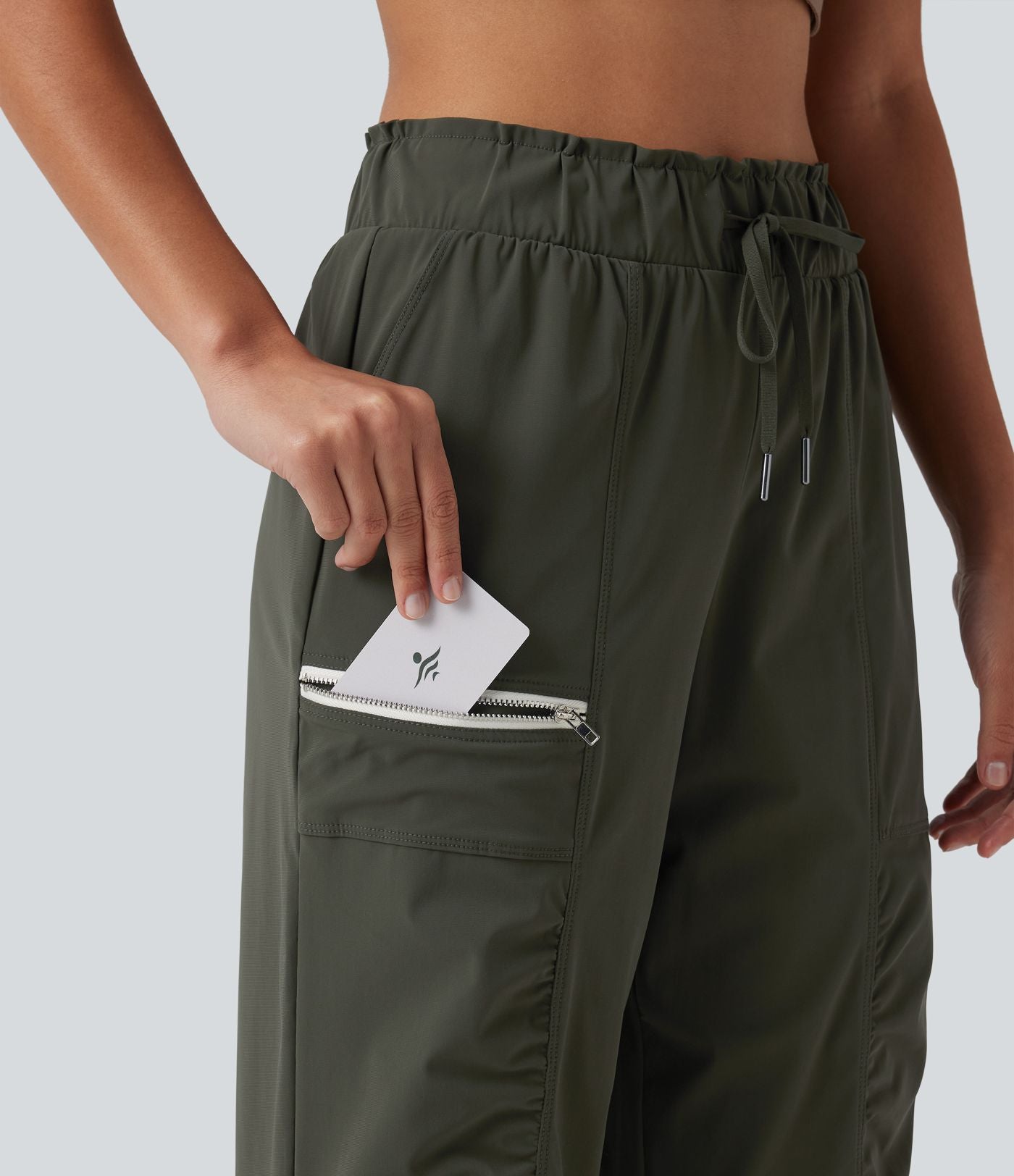 Jogging de course fuselé froncé taille mi-haute à cordon de serrage, séchage rapide, à effet frais InstantCool, avec poches, protection solaire UPF40+
