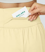 Short yoga 2-en-1 SoftlyZero™ Airy effet frais InstantCool taille très haute 12,5 cm avec poches, longueur allongée