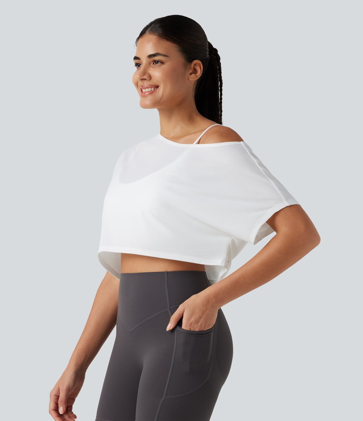 Haut de yoga court à une épaule, manches courtes, brassière intégrée, séchage rapide