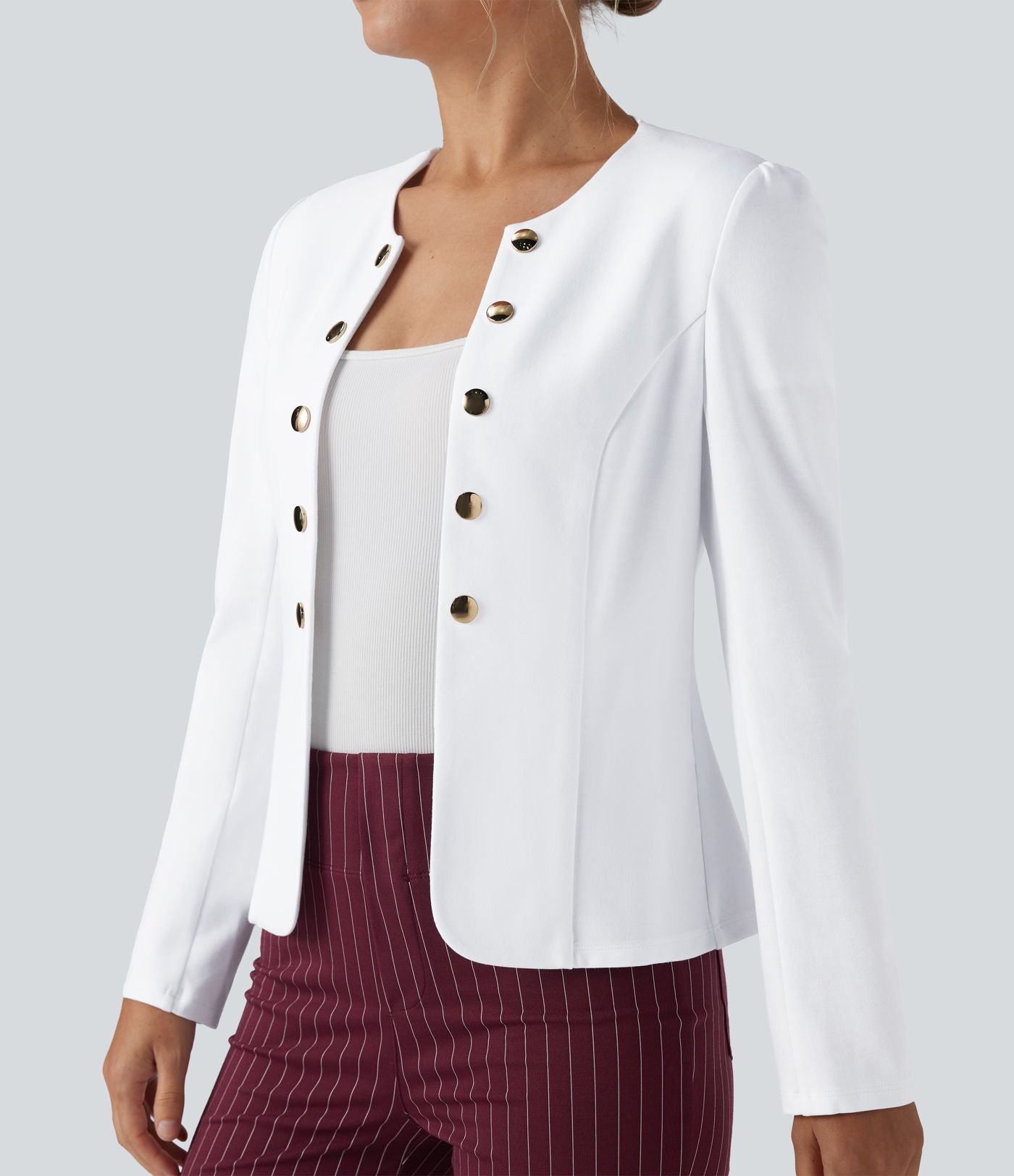 Blazer tailleur ajusté à col rond, manches longues avec boutons décoratifs
