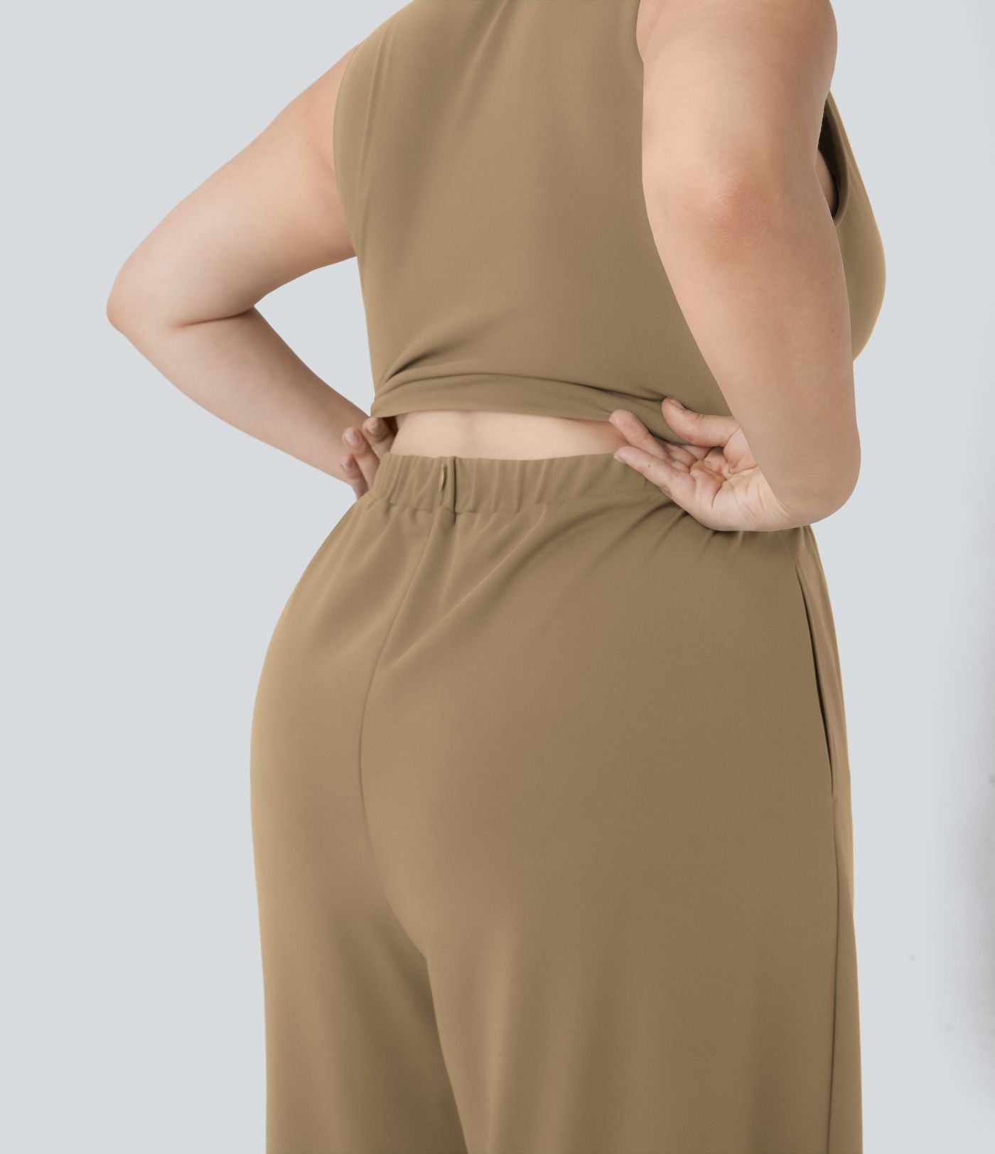 Combinaison grande taille col V sans manches avec poches - Édition Easy Peasy