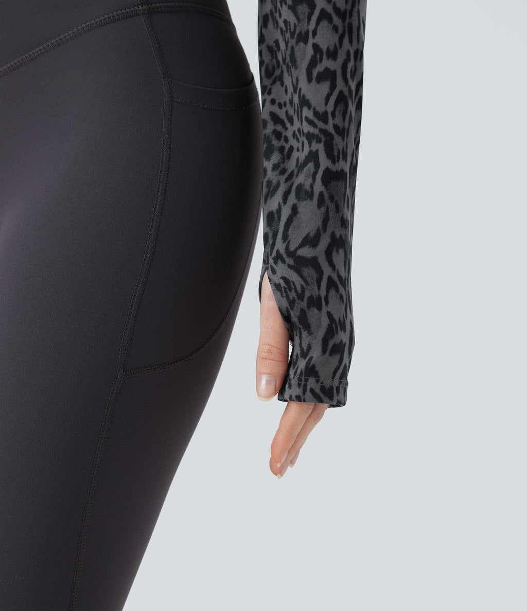 Haut de sport yoga court col rond à manches longues avec passants pouces imprimé léopard Halara UltraSculpt™