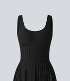 Robe midi fluide à bretelles col U avec brassière intégrée et poches