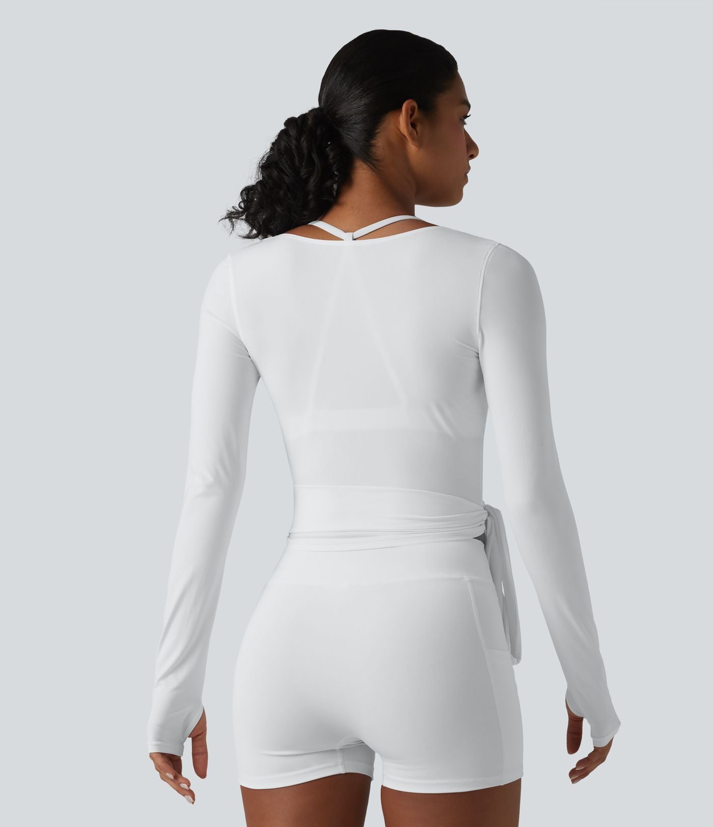Haut de yoga à manches longues et bretelles croisées, toucher doux, protection solaire UPF50+