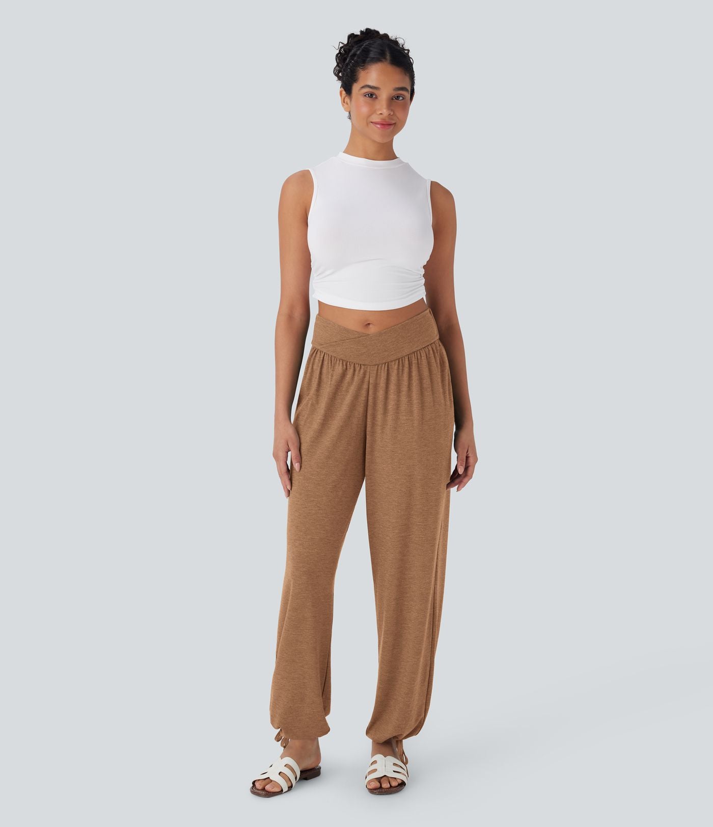 Pantalon de jogging décontracté à taille haute croisée avec poches latérales et cordon de serrage