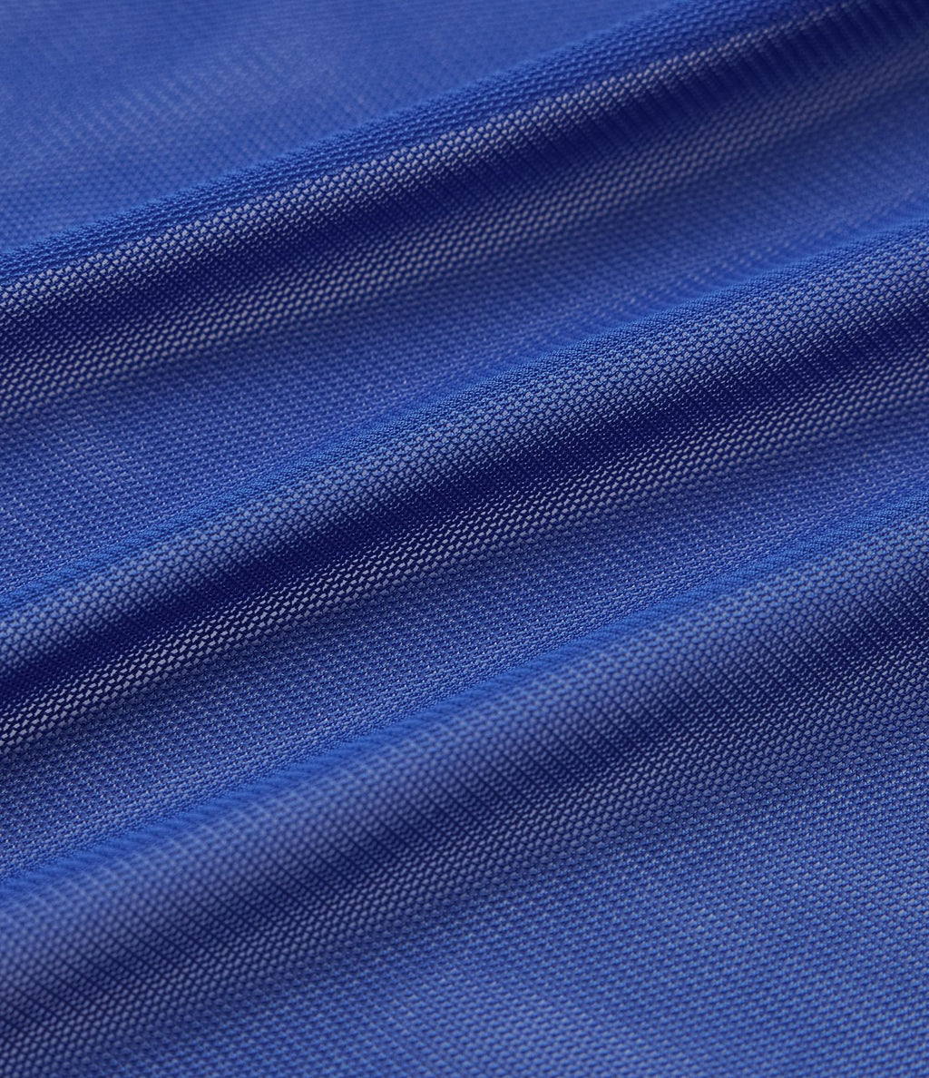 Robe de tennis courte 2-en-1 à bretelles SoftlyZero™ dos nu avec mesh contrasté, brassière intégrée et poches – Édition Easy Peasy – UPF 50+