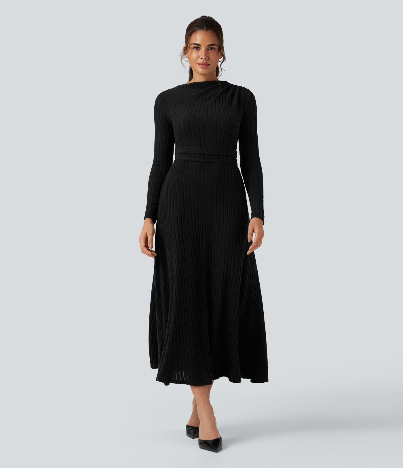Robe mi-longue côtelée manches longues avec poches