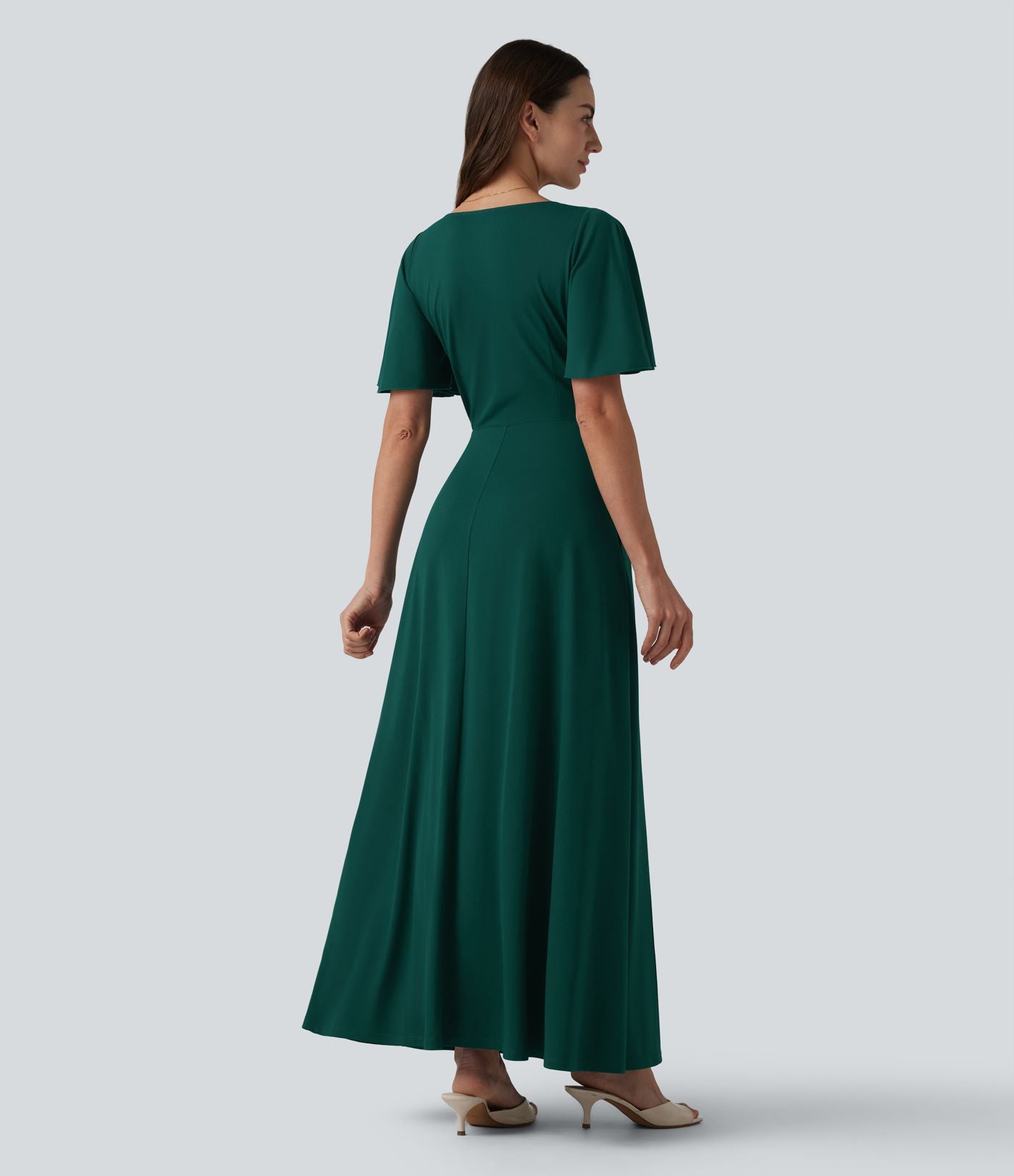 Robe longue fluide de demoiselle d'honneur et d'invitée de mariage, fendue, à manches à volants et col V profond, avec soutien-gorge intégré et poches