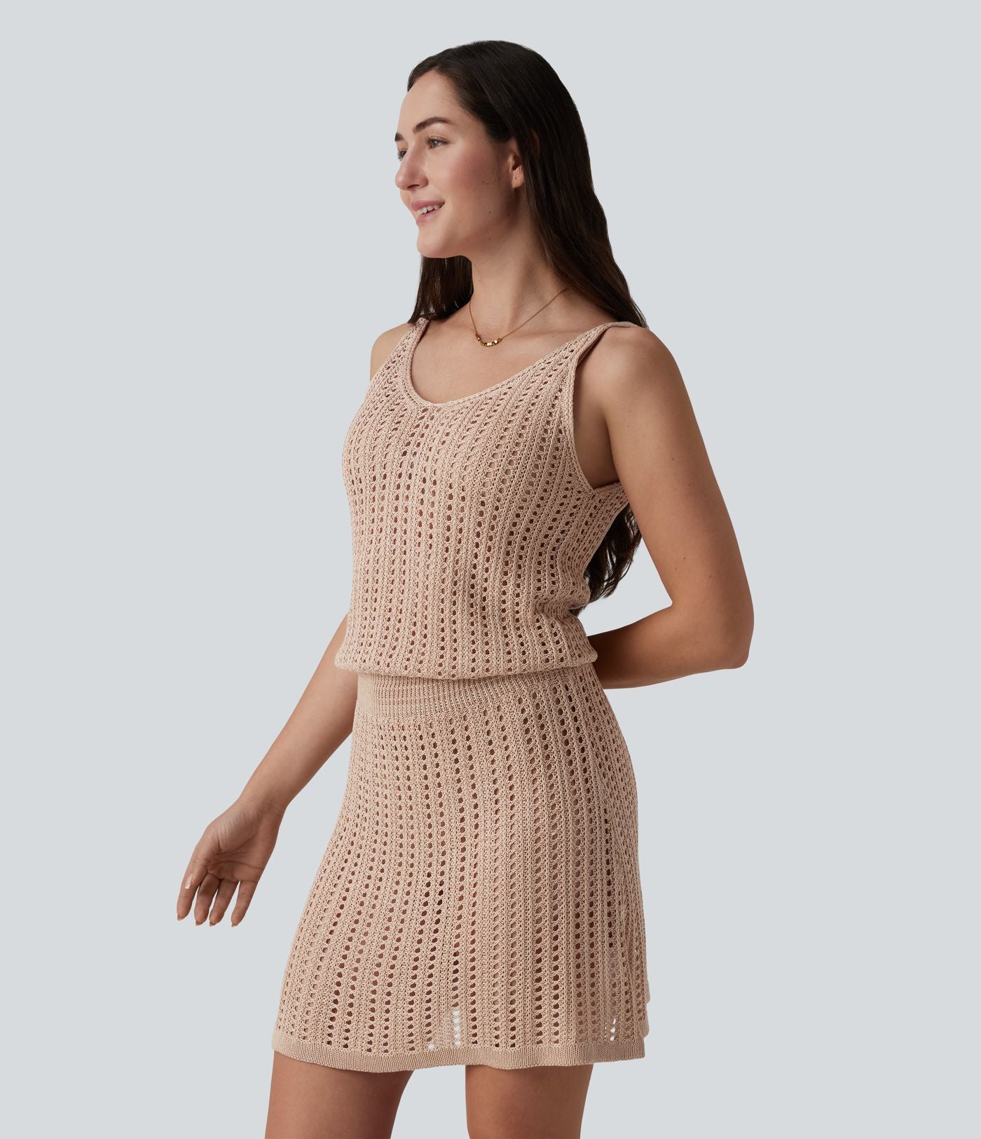Robe mini moulante col V en maille pull