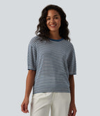 Pull décontracté rayé col rond manches courtes aspect lin