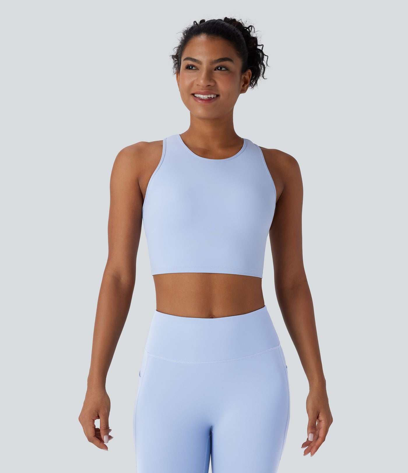 Débardeur de yoga court avec dos nageur et découpes