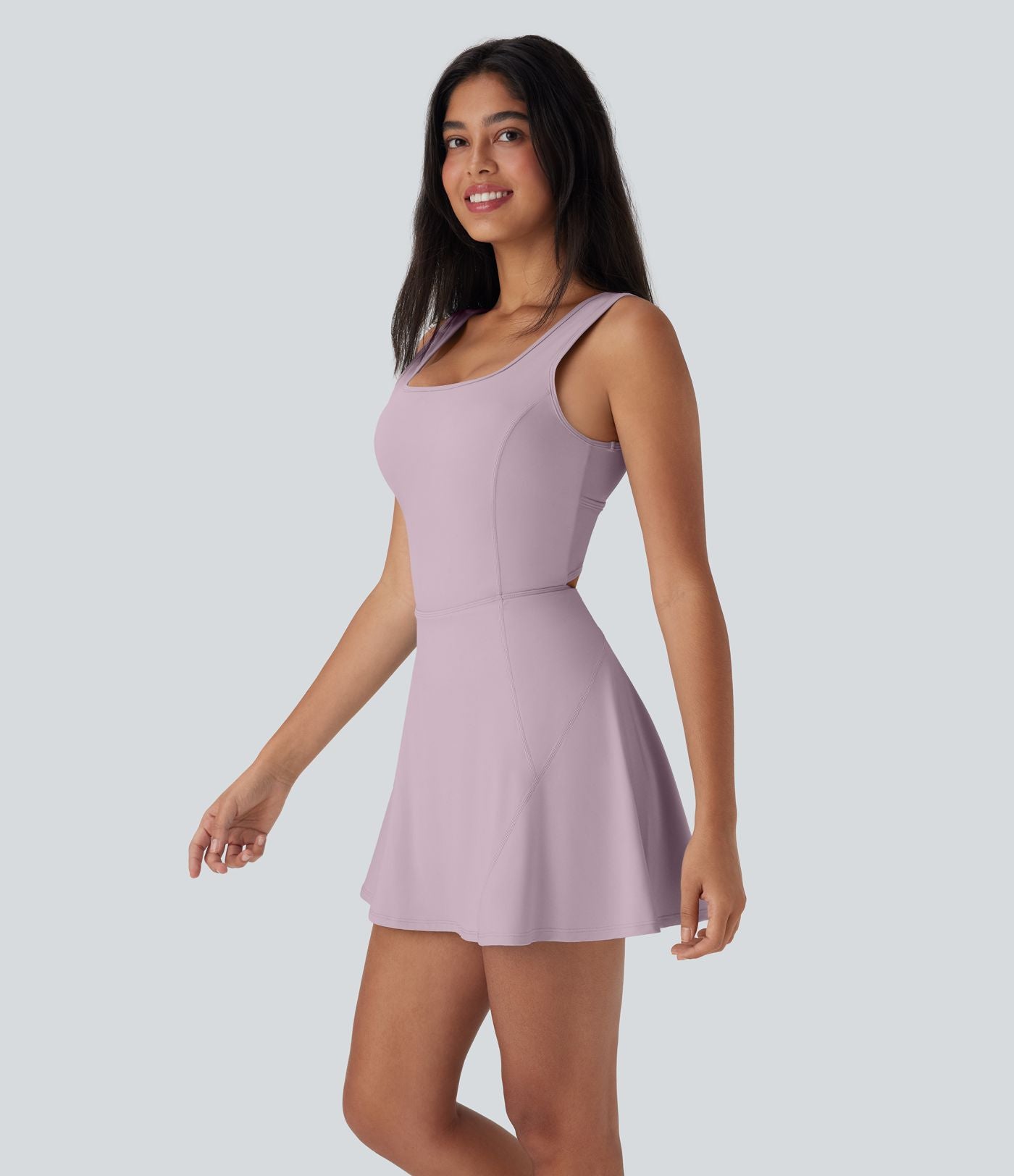 Robe SoftlyZero™ Airy de danse mini 2-en-1 dos nu, col U, bretelles croisées, poches latérales et effet frais InstantCool, accès facile Easy Peasy