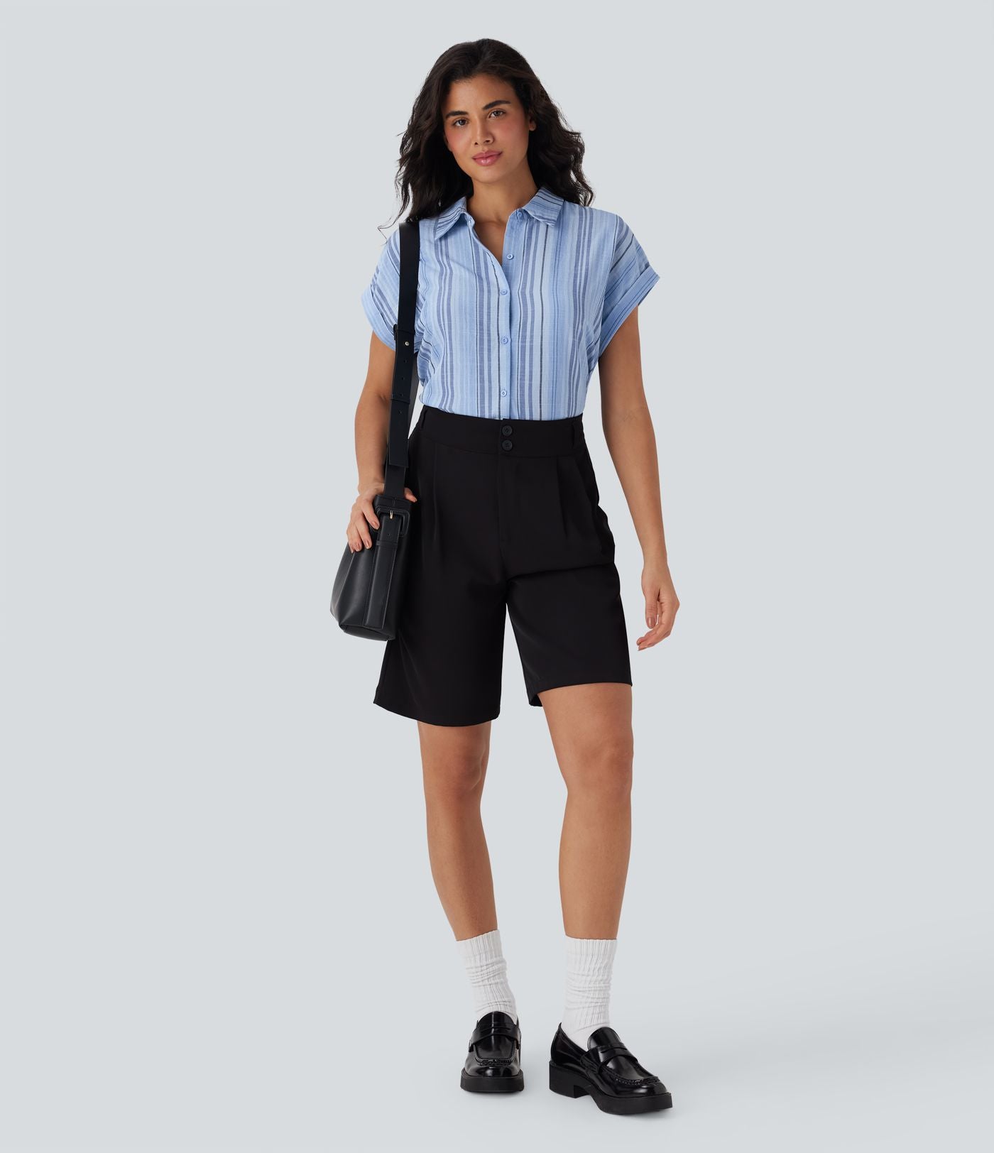 Chemise à col, manches courtes, rayures, boutonnage et aspect lin pour le travail