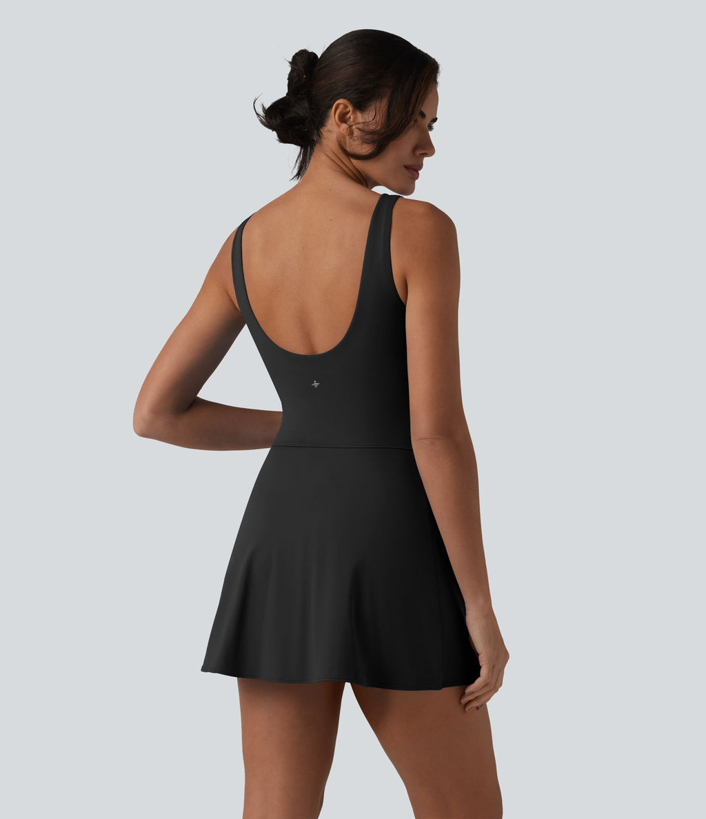Robe de yoga courte 2-en-1 SoftlyZero™ Plush col V avec brassière intégrée, liens latéraux et poches – Édition Easy Peasy