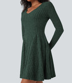 Robe décontractée mini évasée maille côtelée col V manches longues