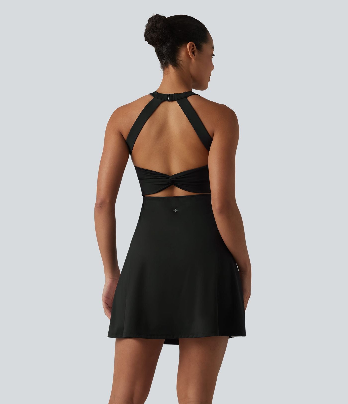 Robe de tennis courte 2-en-1 SoftlyZero™ Airy effet frais InstantCool avec brassière intégrée, color block et poches, accès facile Easy Peasy, protection solaire UPF50+