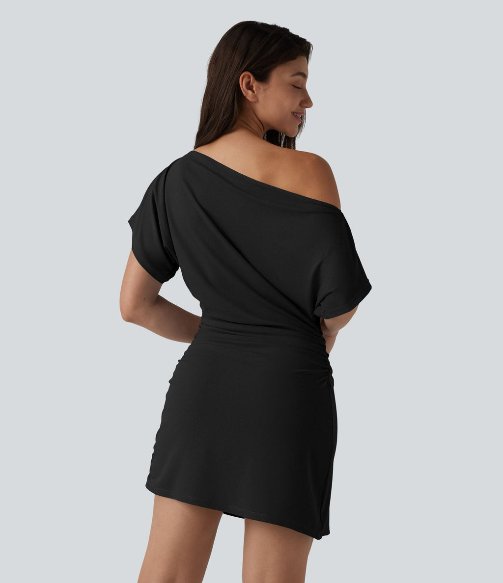 Robe mini moulante décontractée asymétrique manches courtes froncée