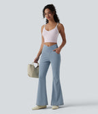 Halara Flex™ - Jean Ultra Evasé Tricot Extensible Lavé Poches Croisées Taille Haute