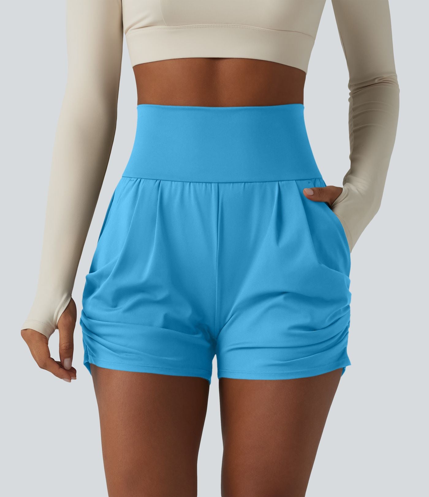 Short de yoga SoftlyZero™ Airy taille haute froncé effet frais InstantCool 7,5 cm avec poches