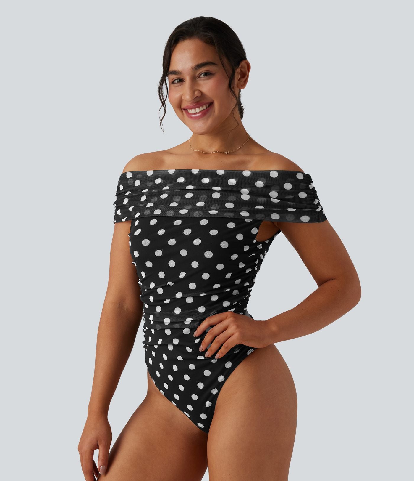 Body décontracté épaules dénudées à pois en mesh