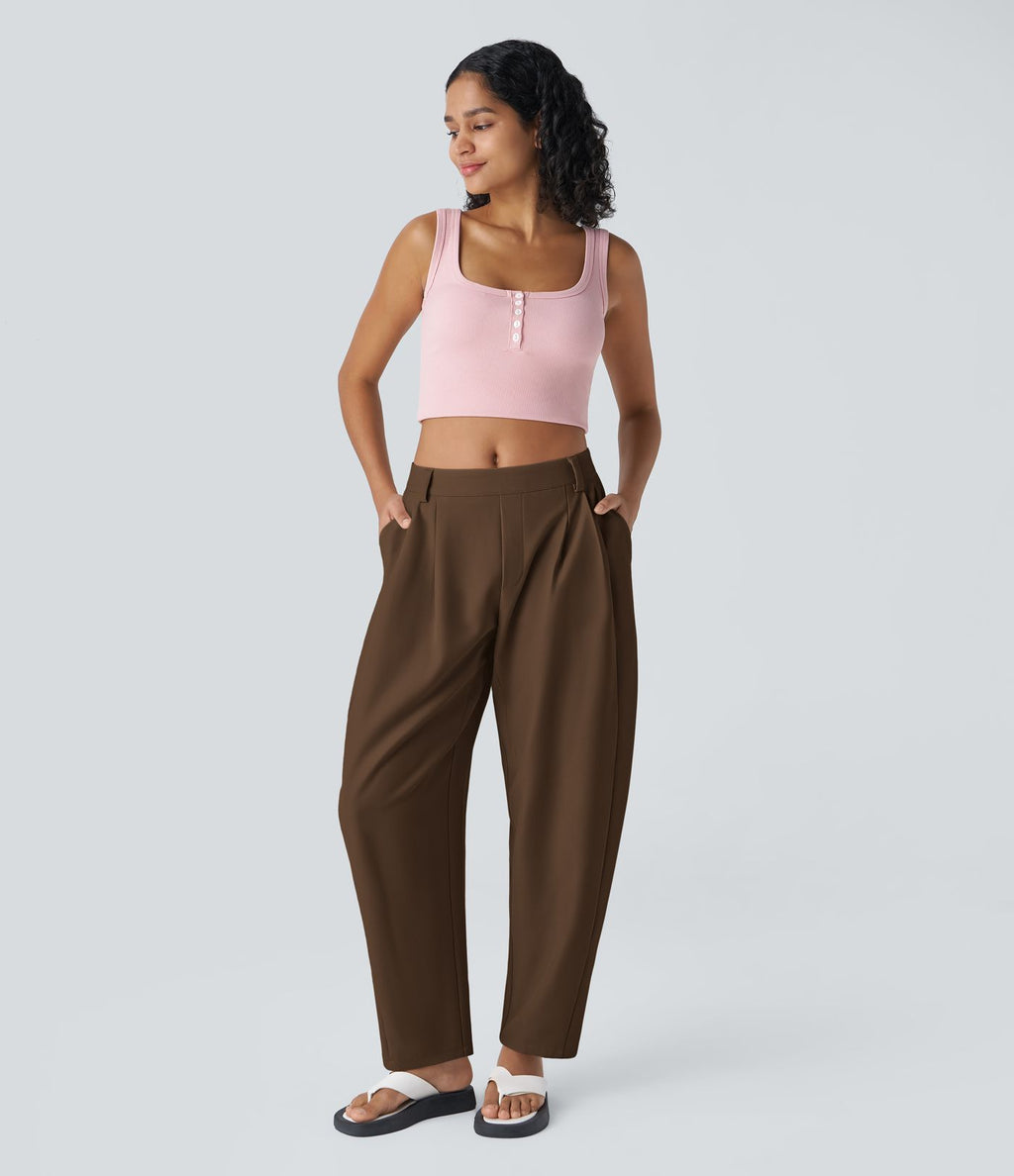Pantalon tailleur ample, taille moyenne, coupe barrel, à poches