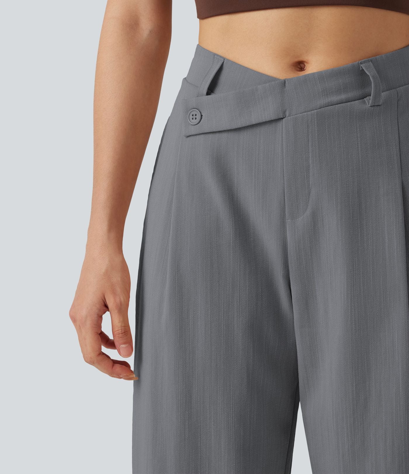 Pantalon tailleur asymétrique effet lin, taille moyenne, coupe ballon, à poches