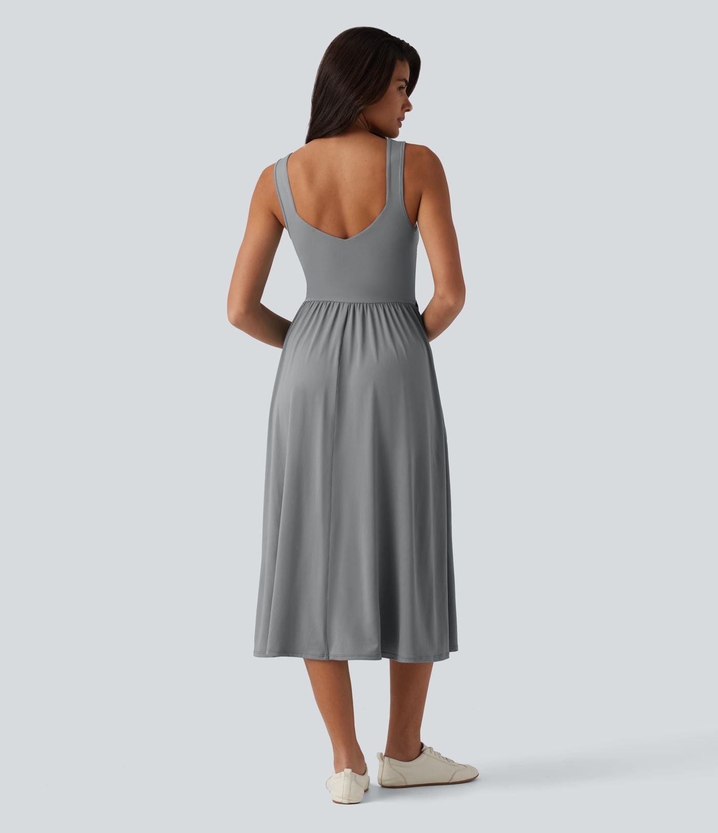 Robe midi fluide sans manches dos croisé, avec brassière intégrée (Bonnets E-G) et poches