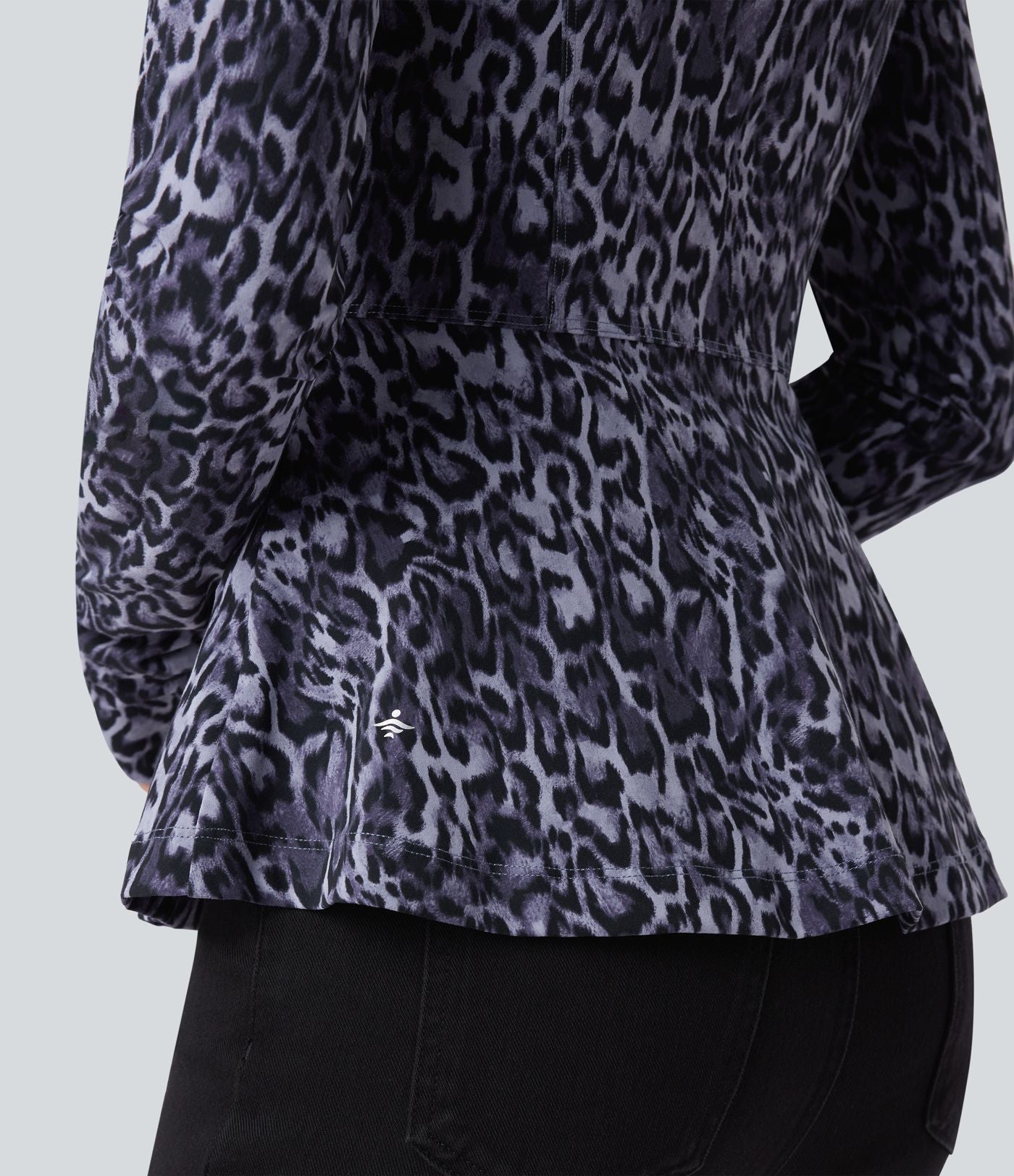Veste décontractée Halara UltraSculpt™ imprimé léopard col montant manches longues avec trous pour pouces et poches