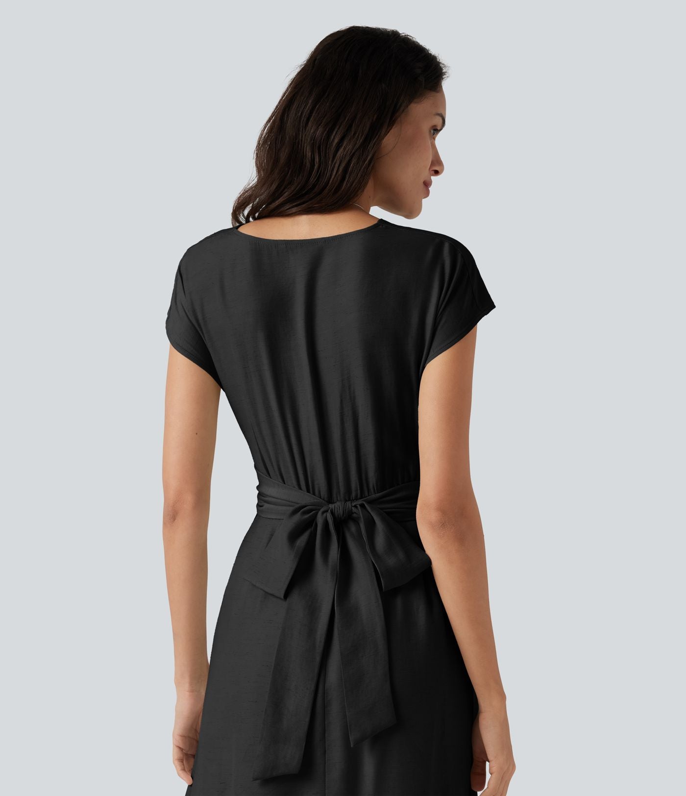 Robe midi casual fluide en mélange de lin col V à manches courtes avec dos noué et poches